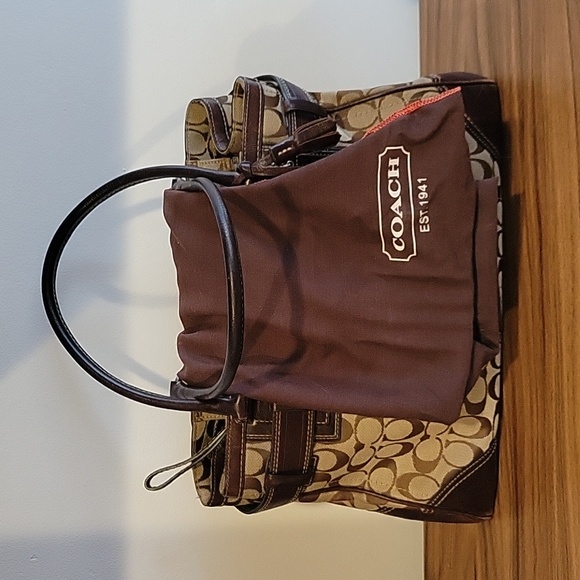 Vintage Coach Bag - Picture 5 of 5